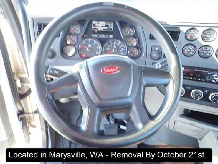 2019-peterbilt-567-image-15