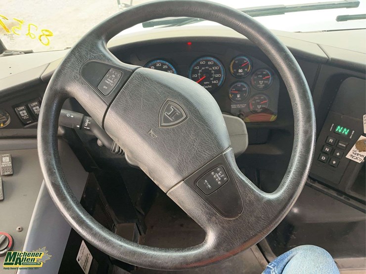 2009-ic-bus-ce-image-15
