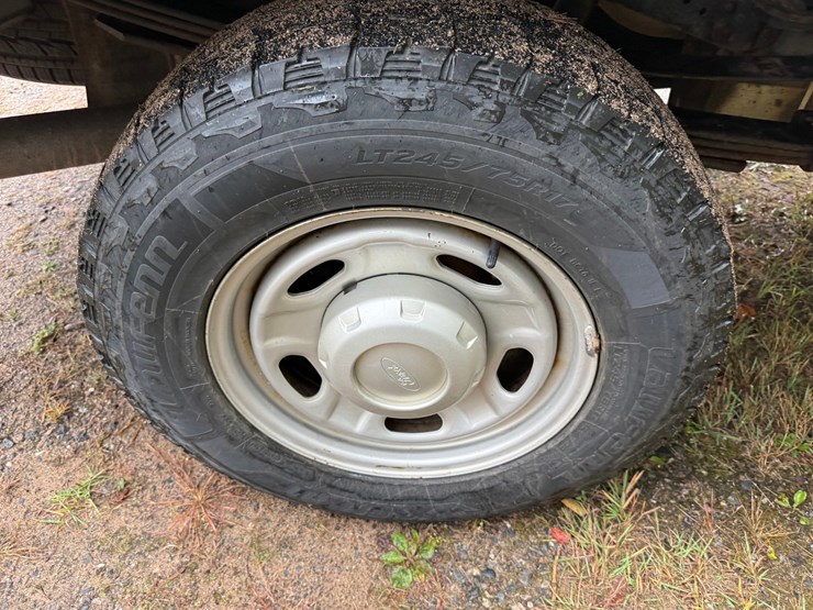 2011-ford-f350-image-50