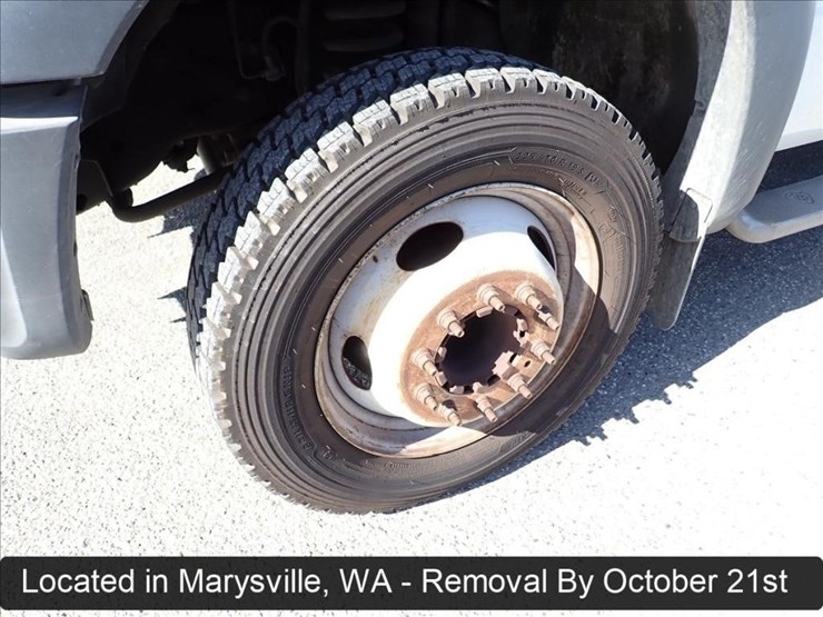 2015-ford-f550-image-27