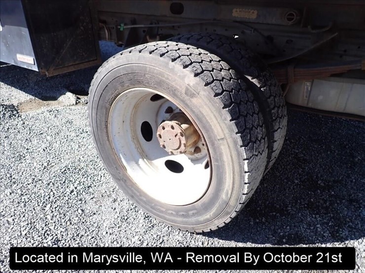 2000-ford-f550-image-18