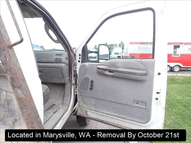 2005-ford-f450-image-24