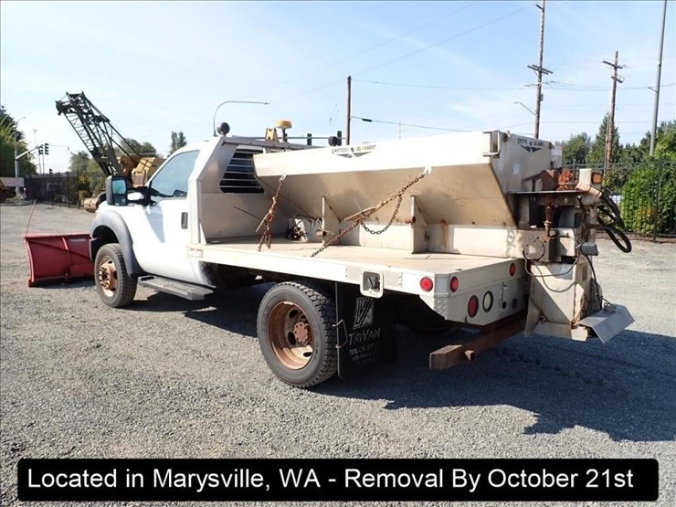 2011-ford-f550-image-22