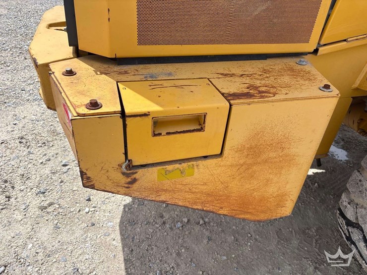 2017-deere-524k-image-36
