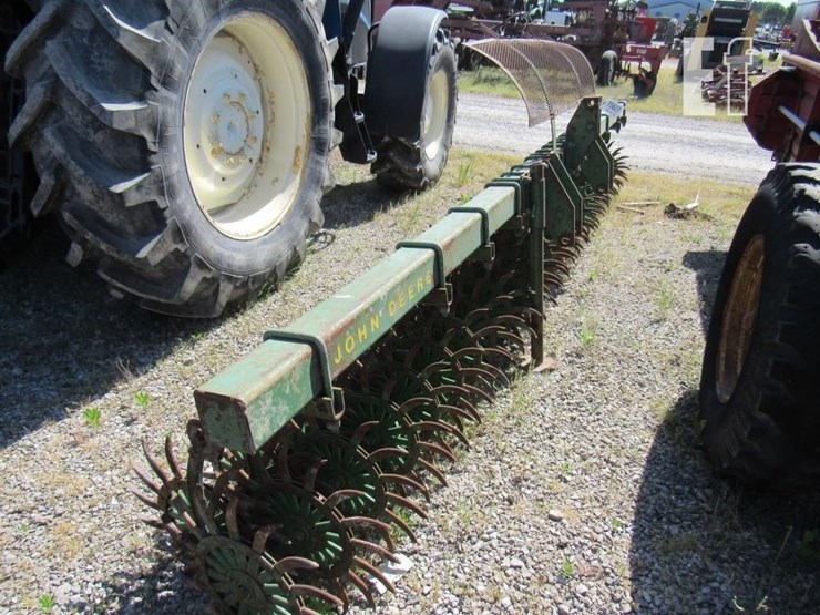 john-deere-400-image-2