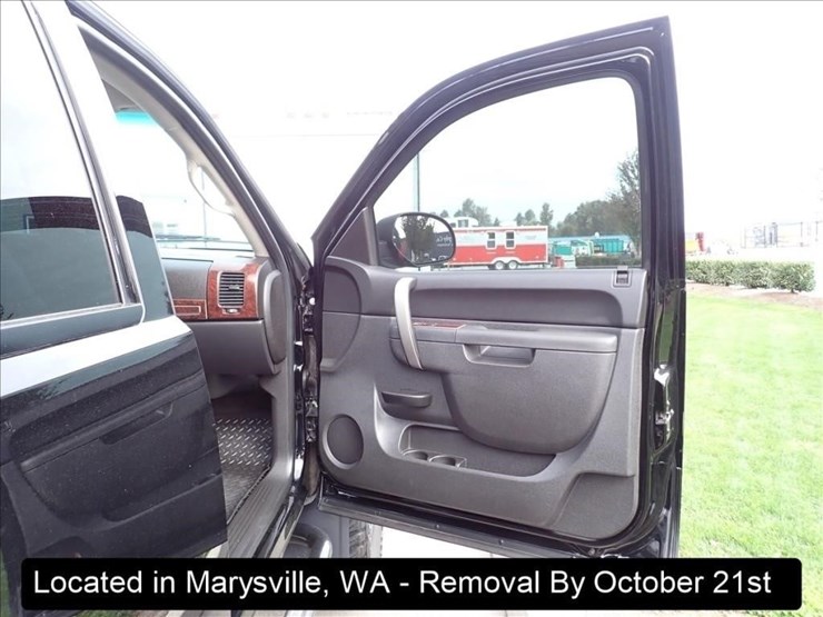 2011-chevrolet-1500-image-8