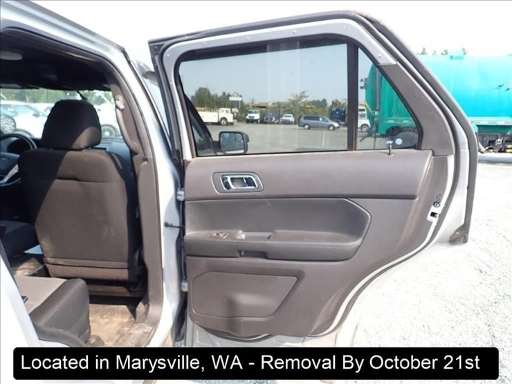 2014-ford-explorer-image-24