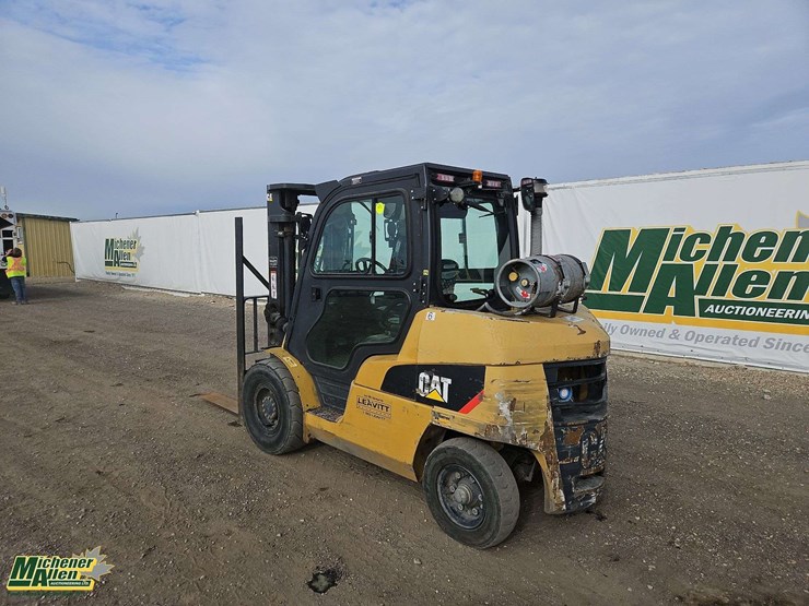 2020-caterpillar-gp45n1-image-3