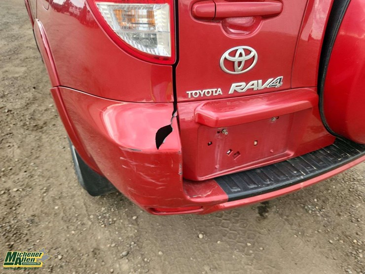 2010-toyota-rav4-image-30