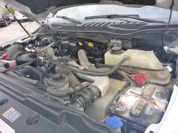 2019-ford-f350-xl-image-21