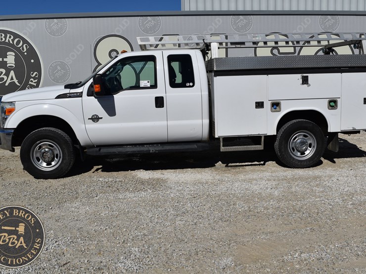 2015-ford-f350-sd-image-2