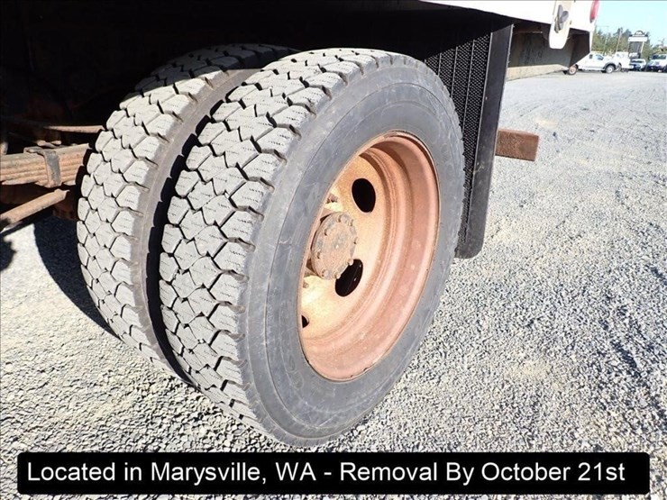 2011-ford-f550-image-31