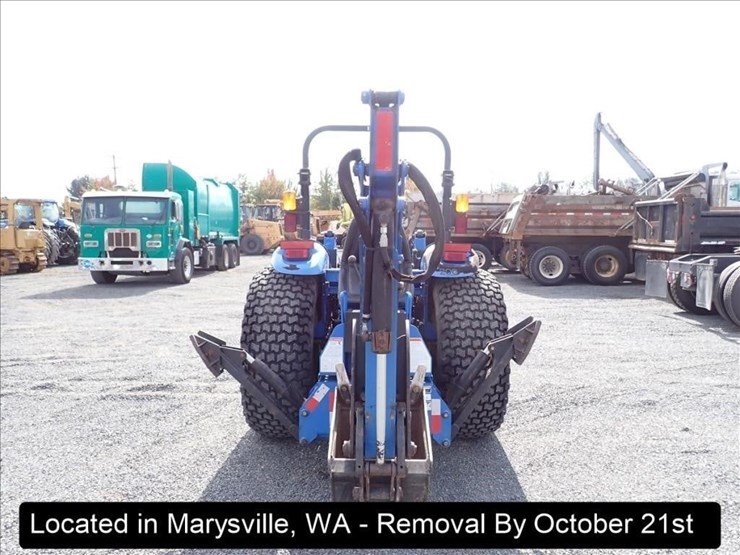 2009-new-holland-t2420-image-26