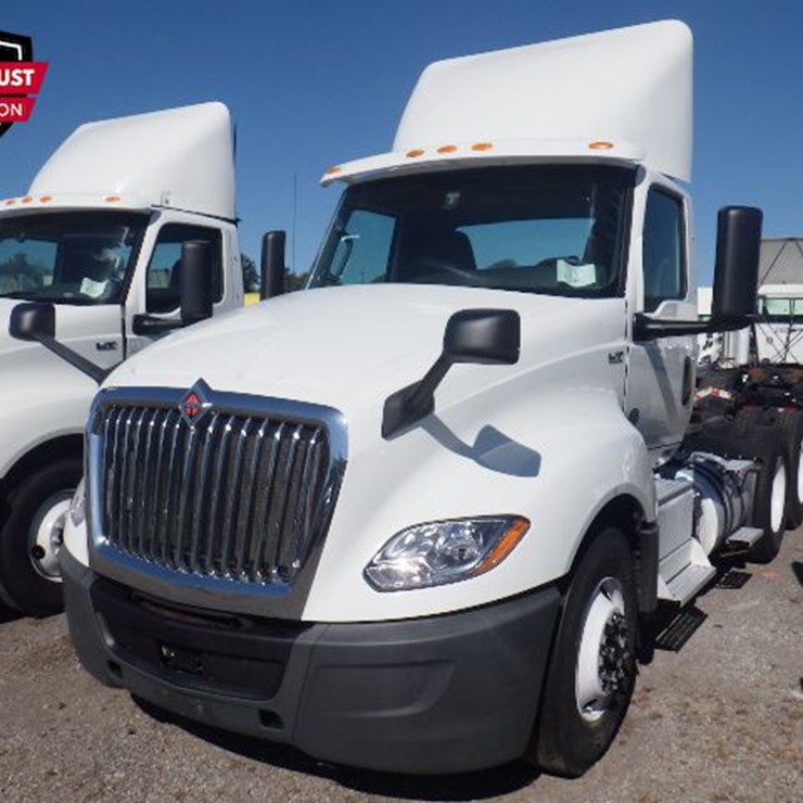 2019 INTERNATIONAL LT