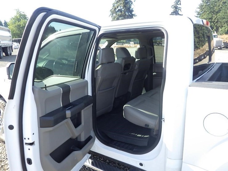 2020-ford-6-image-24