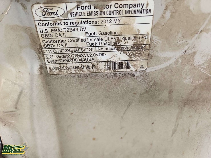 2012-ford-focus-se-image-36