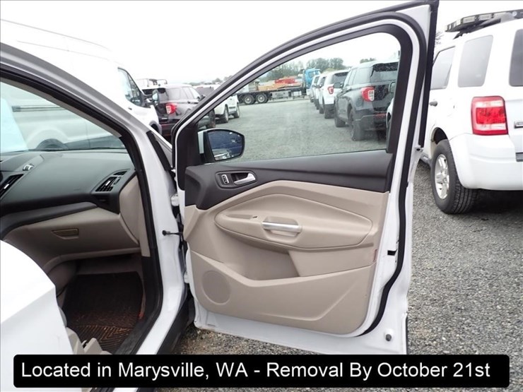 2014-ford-escape-image-24