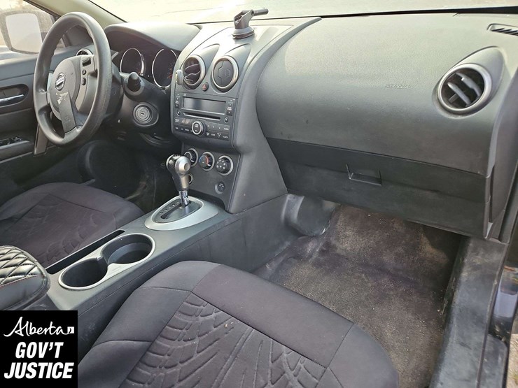 2009-nissan-rogue-s-image-14