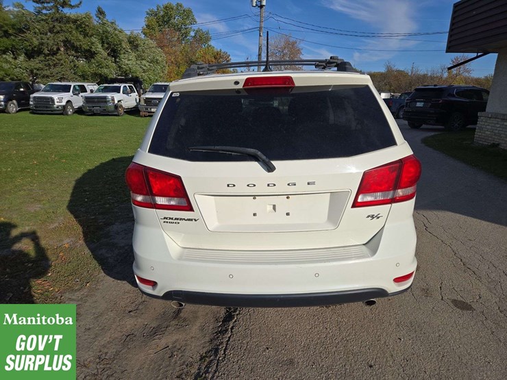 2014-dodge-journey-image-6