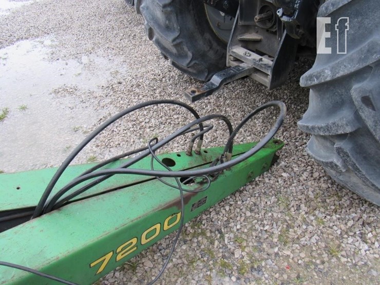 john-deere-7200-image-10