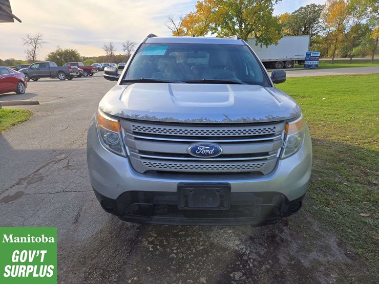 2013-ford-explorer-image-9