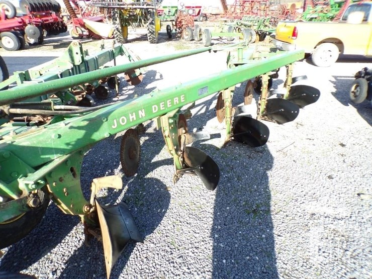 john-deere-1350-1450-image-2