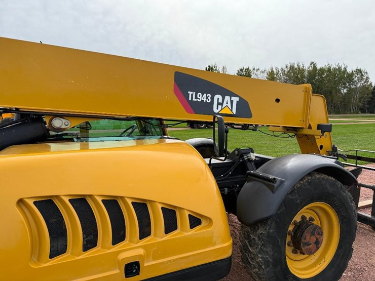 2007-caterpillar-tl943-image-17