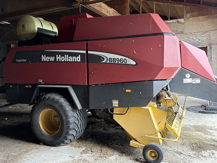 2004-new-holland-bb960a-image-1