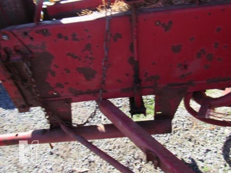 new-holland-315-image-8