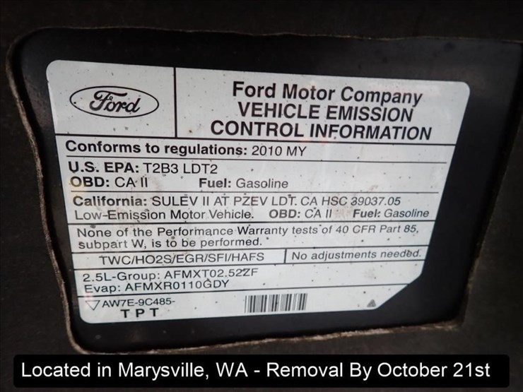 2010-ford-escape-image-21
