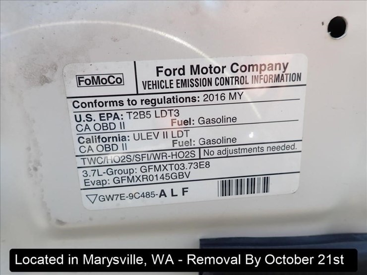 2016-ford-explorer-image-24