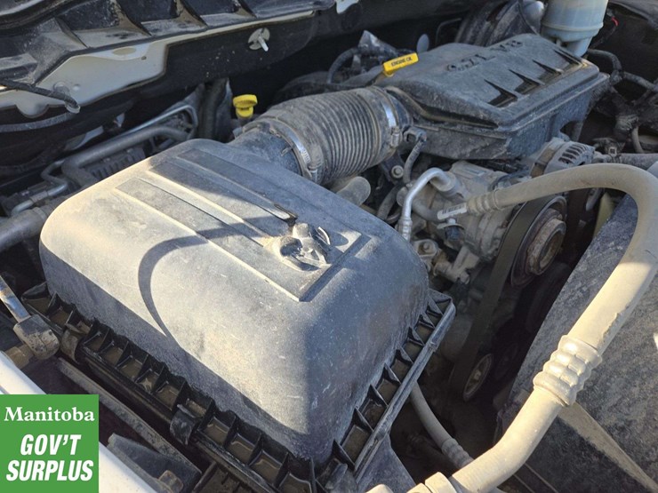 2013-dodge-1500-image-27