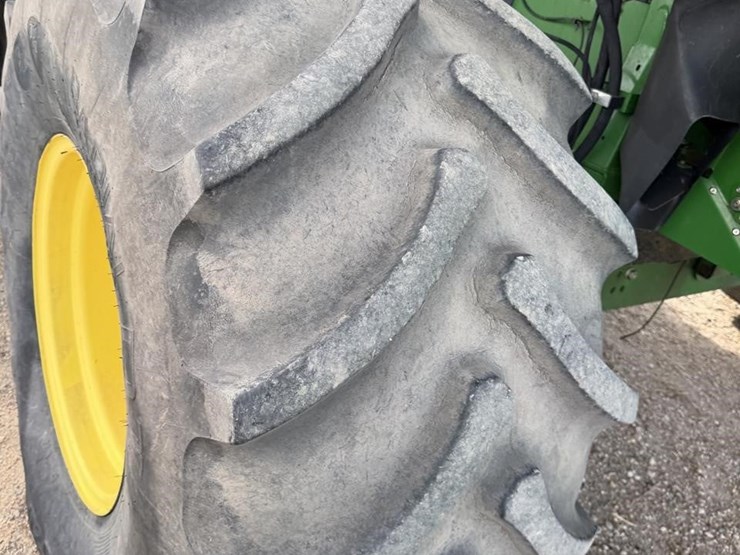 2011-john-deere-9770-sts-image-41