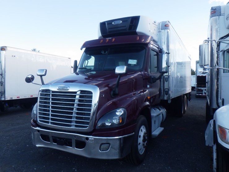 2017-freightliner-cascadia-113-image-1