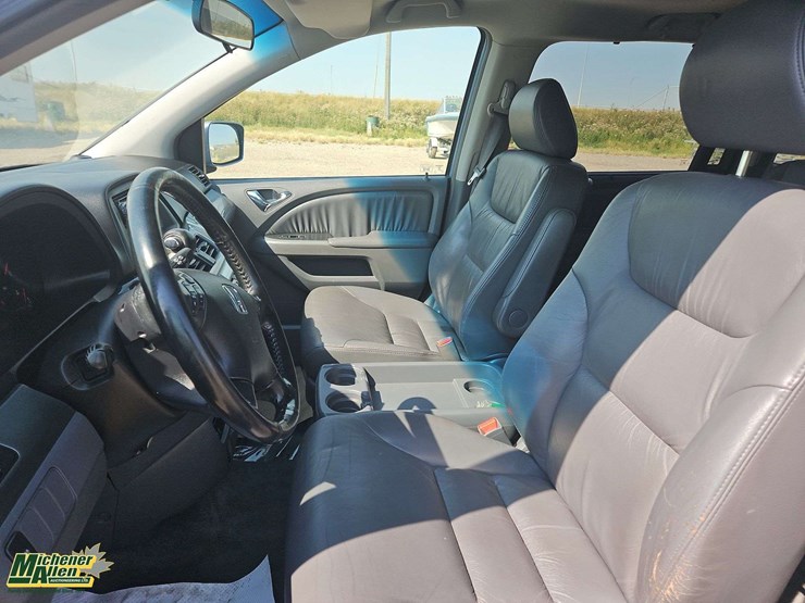 2006-honda-odyssey-image-12