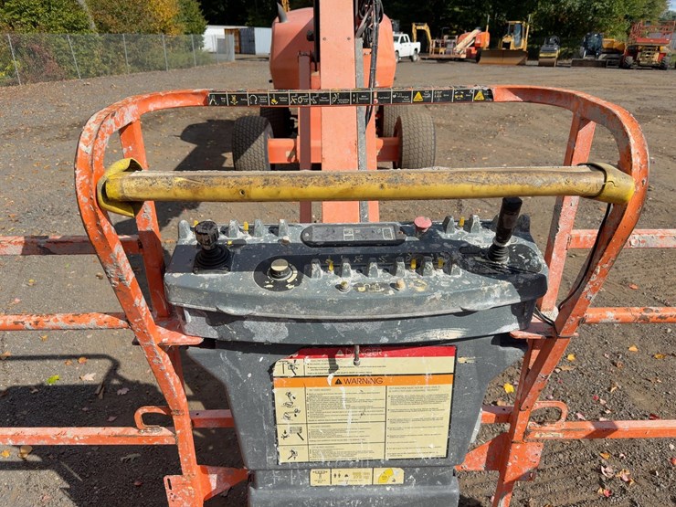 2018-jlg-460sj-image-9