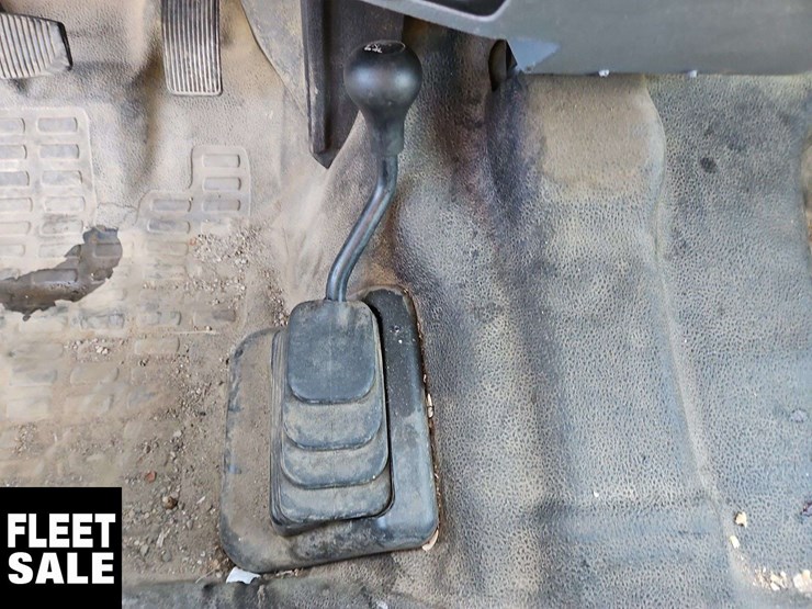 2015-ford-f550-image-19