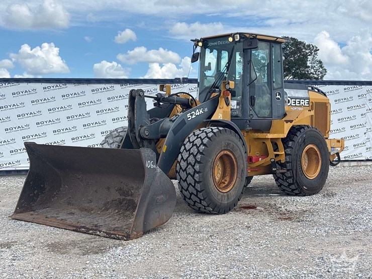 2017-deere-524k-image-1