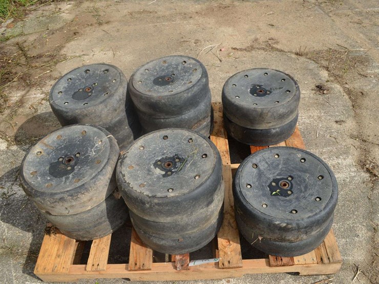 pallet-of-gauge-wheels-image-1