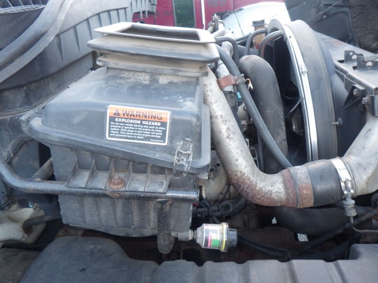 2012-international-durastar-4300-image-16