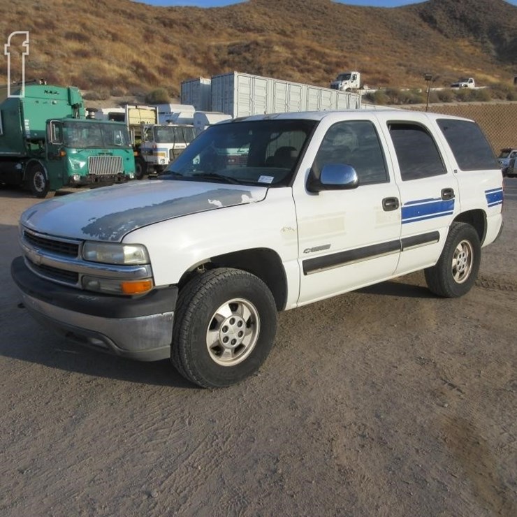 2001 CHEVROLET TAHOE