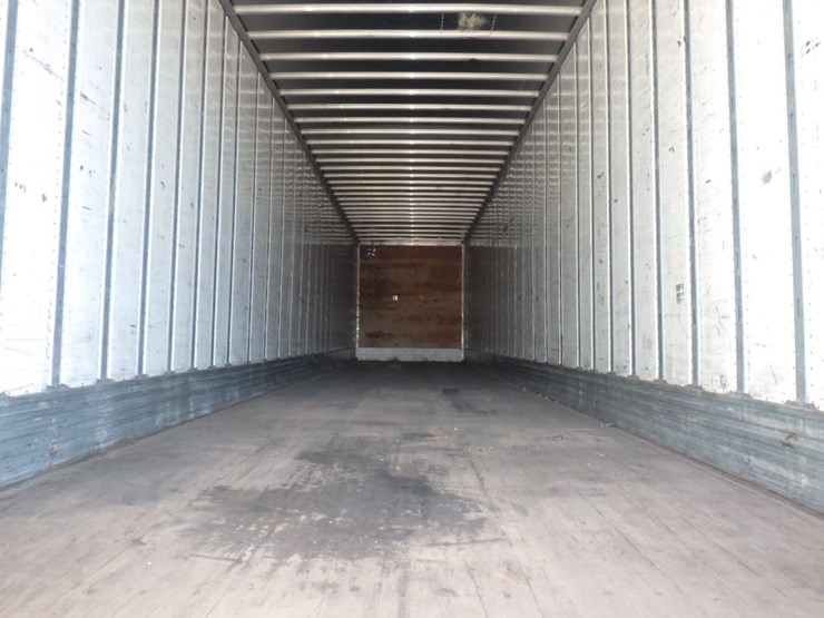 2014-utility-4000d-x-image-14