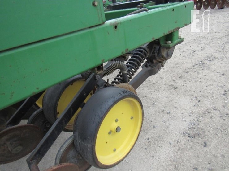 1998-john-deere-750-image-4