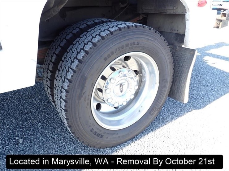 2020-ford-f550-image-23