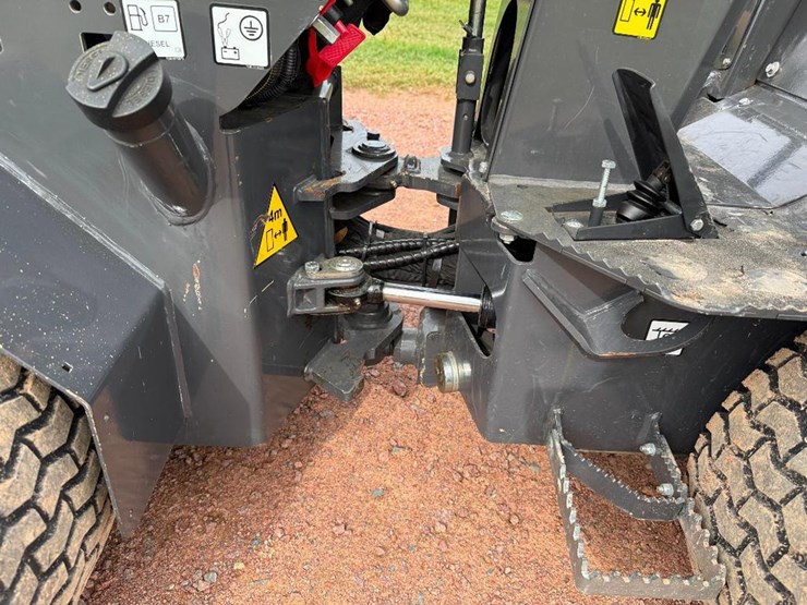 2024-new-holland-ml12t-image-19