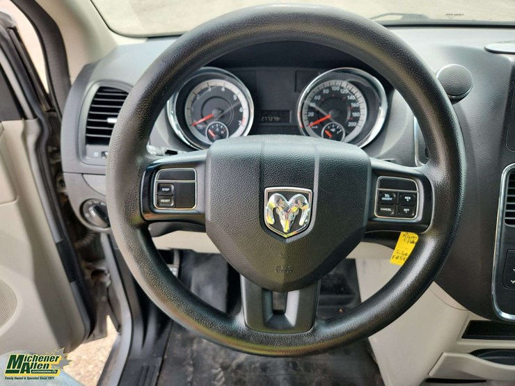 2015-ram-c/v-tradesman-image-18