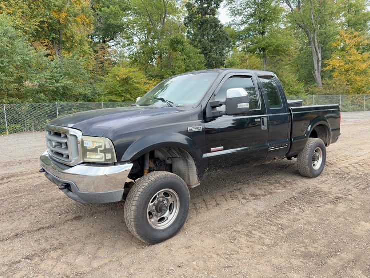 1999-ford-f250-xlt-image-1