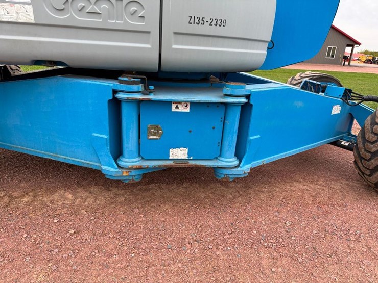 genie-zx135/70-image-10