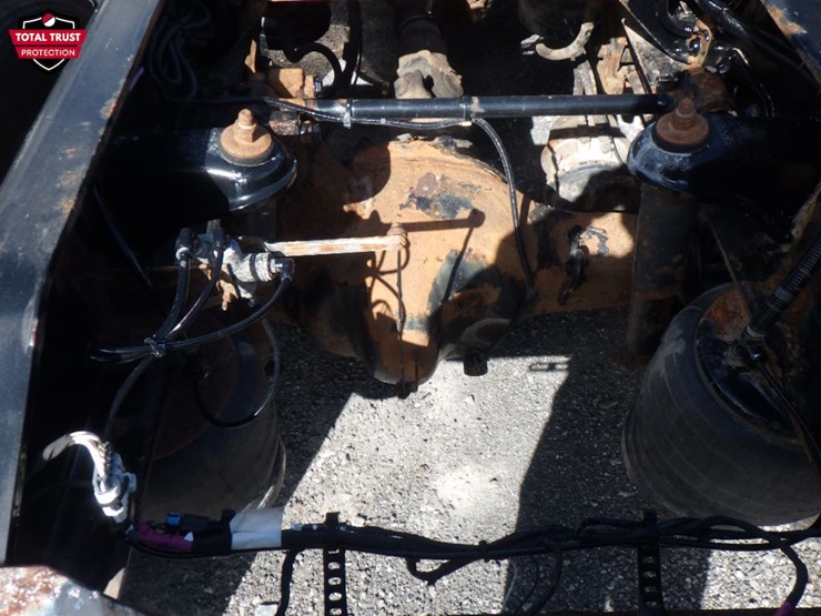2020-peterbilt-567-image-9