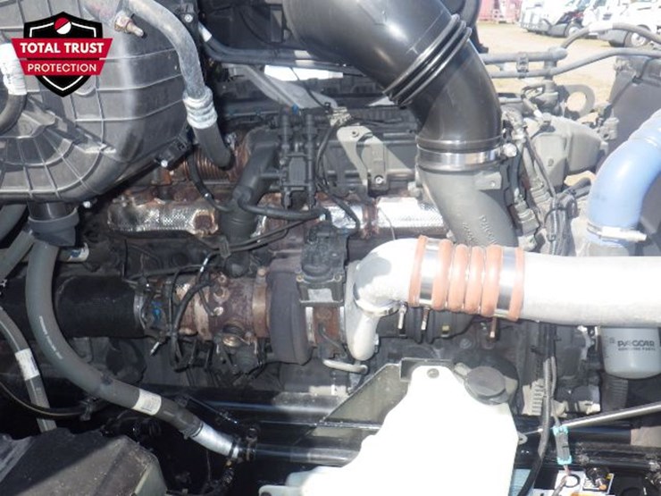 2023-kenworth-t680-image-29